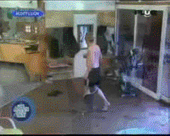 some_of_the_best_pranks_in_gifs_29