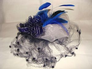 Bibi-chapeau-cérémonie-bleu