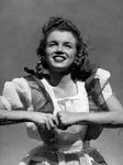 1945_meadow_sitting_by_dd_011_1