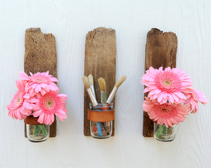 driftwood-vases-on-the-wall Lauries Weddy