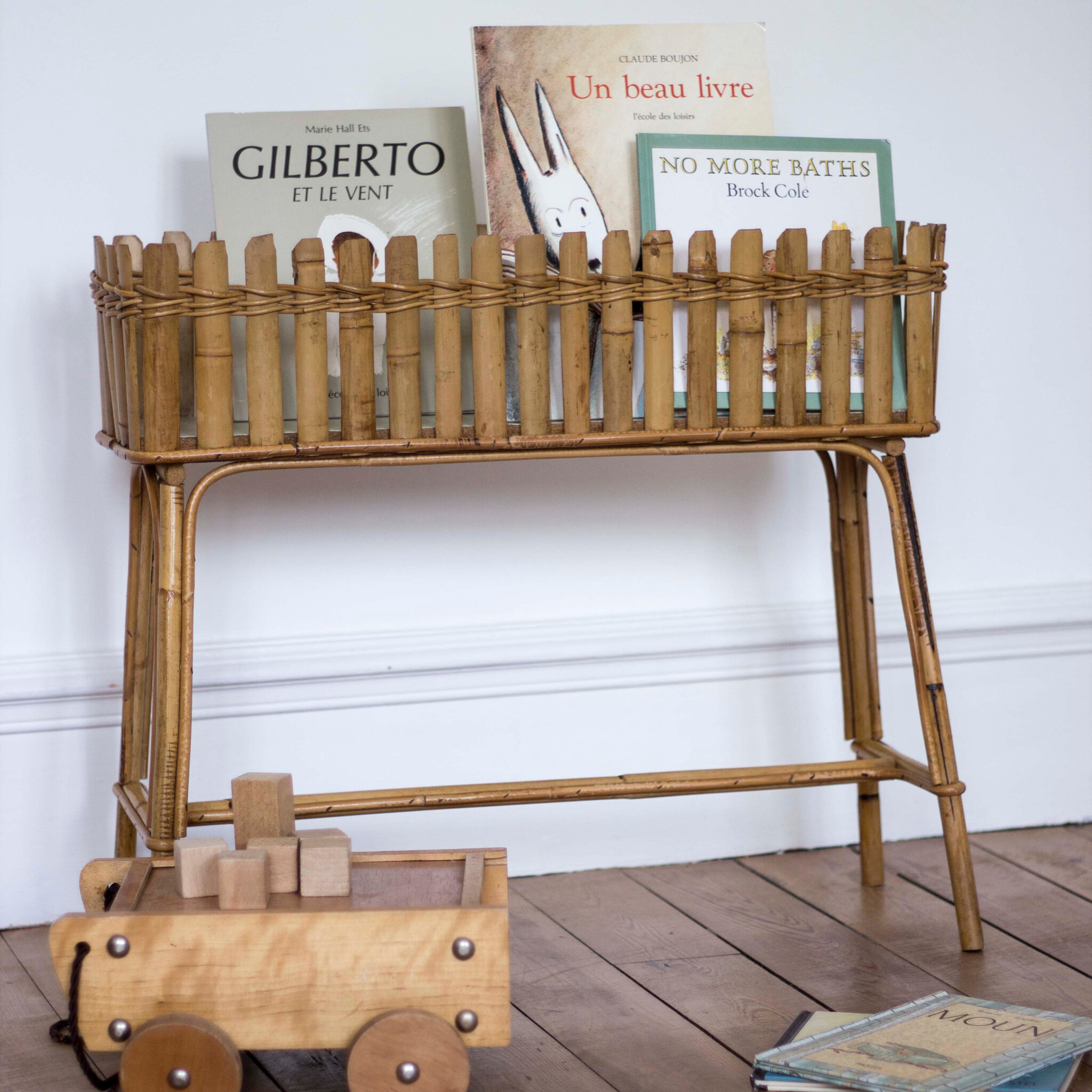 bibliothèque rotin enfant