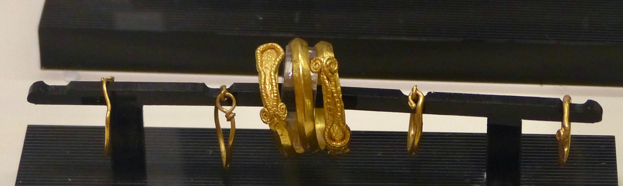 Grèce Musée archéologique Patras bijoux Roland dans tous ses états