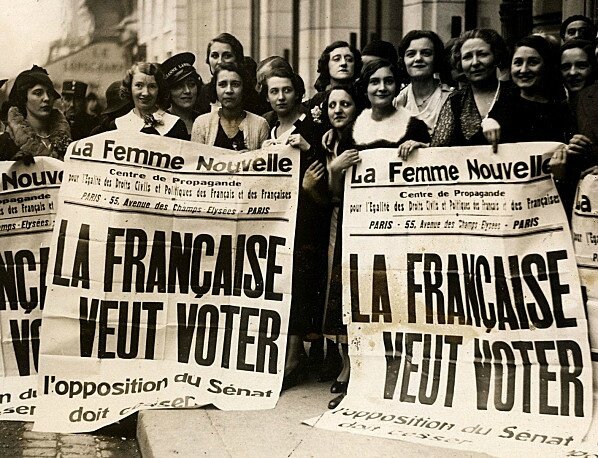 Droit De Vote Des Femmes Le 29 Avril 1945 Sous Le Gouvernement De Gaulle Pour Les Elections Municipales Mosaiques De Lectures Et D Images