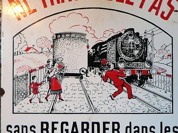 Une ancienne plaque émaillée SNCF des années 50 (émaillerie