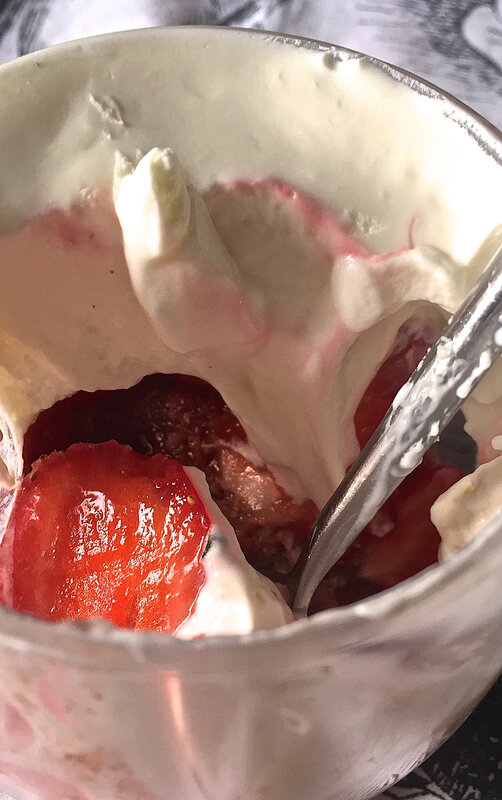 verrines avec restes du fraisier 2018