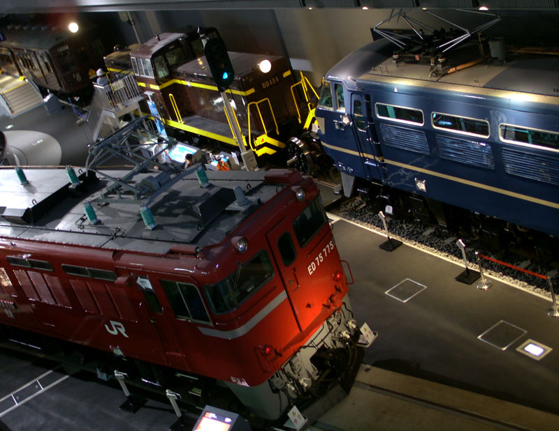 Locomotives ED 75 775 (1963), EF 66 11 (1966) & DD 13 1 (1958)