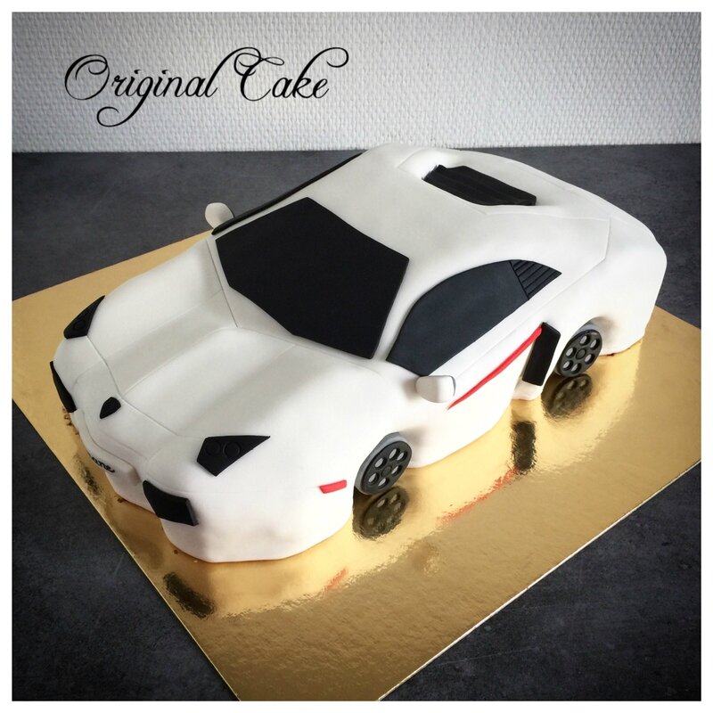 Gateau Lamborghini Blanche Original Cake