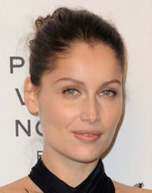 1447793-laetitia-casta