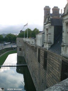 7225_Des_Ramparts