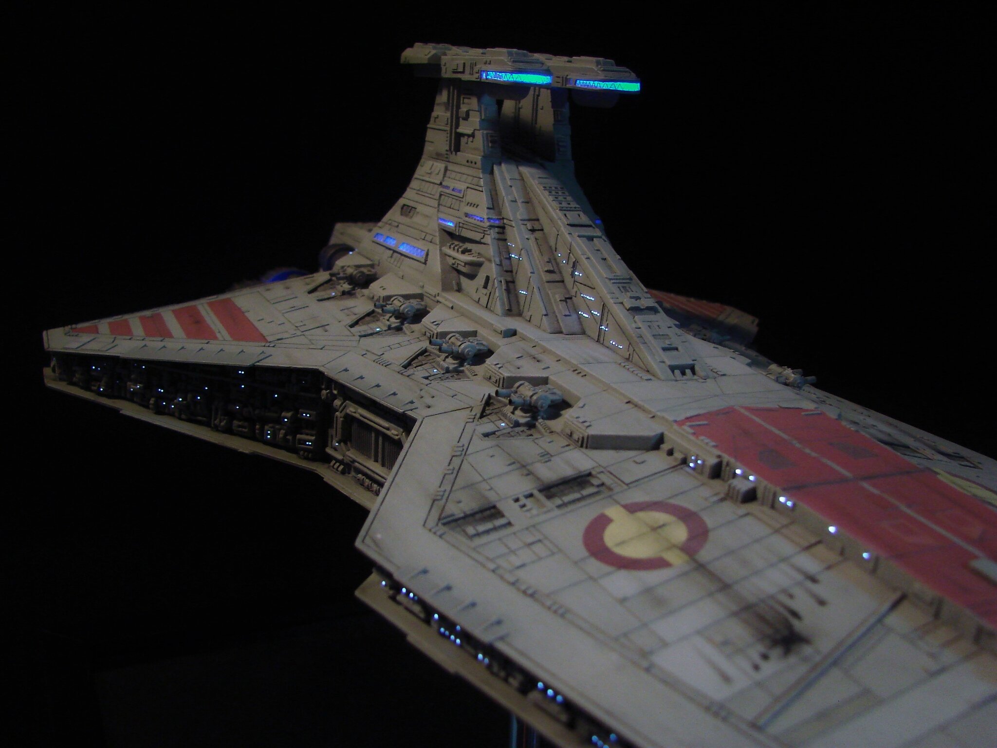 Star Wars : Une reproduction géante du vaisseau spatial Venator