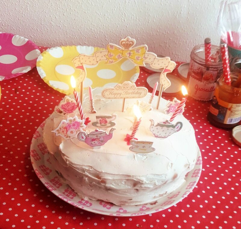 carottcake-tea-time-décoration-vintage