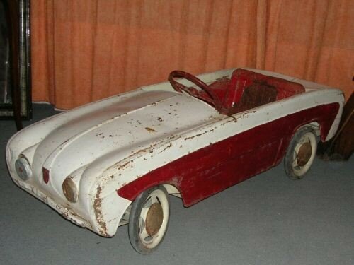 Dauphine A Pedales Au Sarrussophone