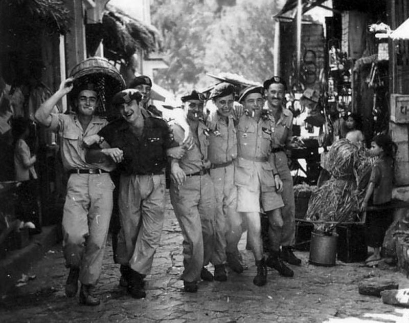 béret noir commando