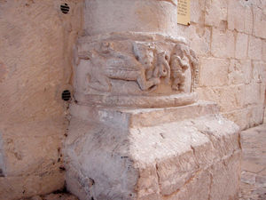 Saint_Andr__de_B_g__chapiteaux_11