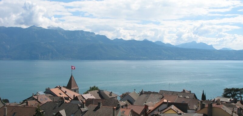 Rivaz, village et lac Leman (Suisse)