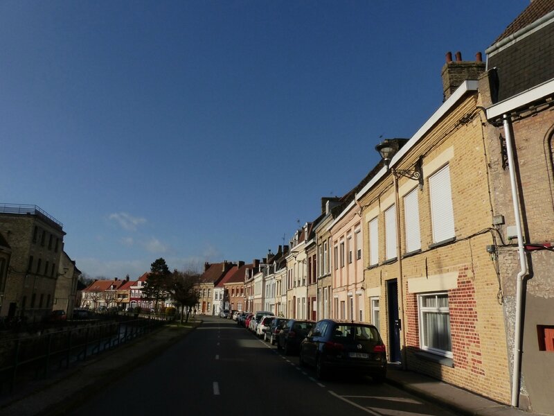 P1600467