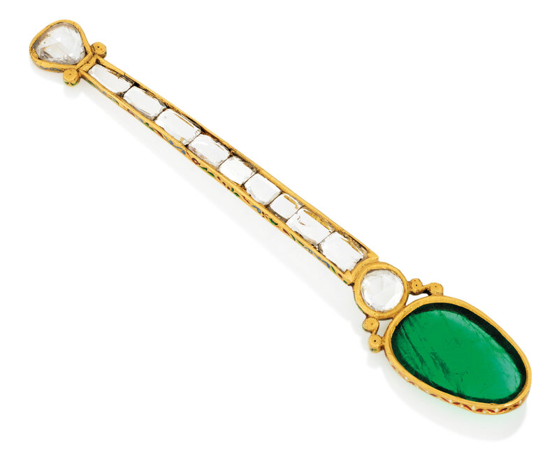 2019_CKS_17178_0097_000(an_enamelled_and_gem_set_gold_spoon_probably_hyderabad_deccan_india_18)