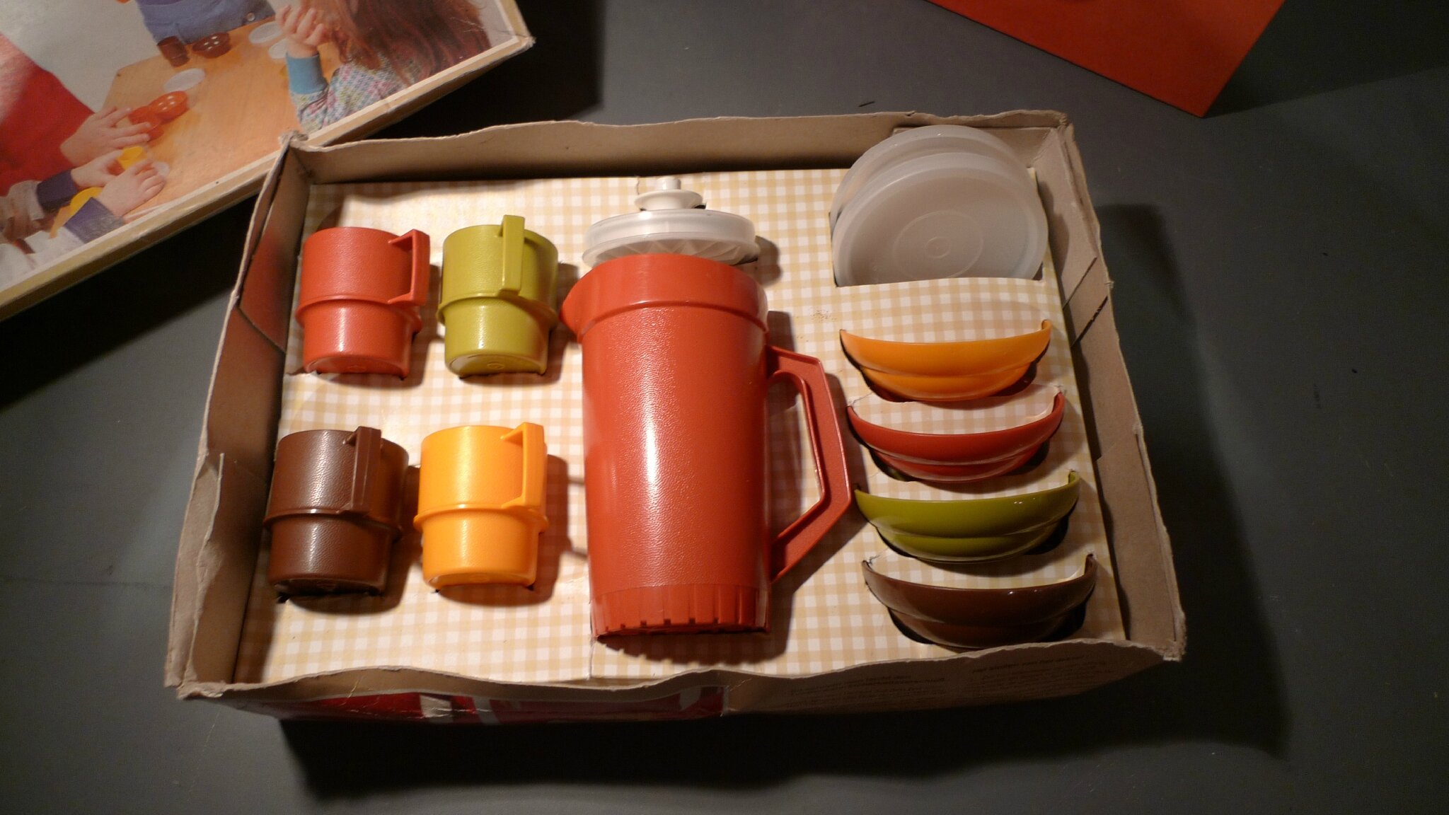 Boîte Tupperware vintage années 70