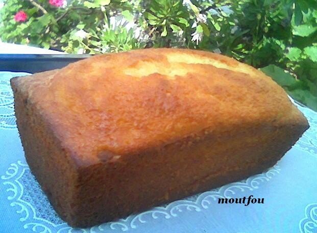 Cake A La Noix De Coco Et Aux Abricots Secs Le Blog De Moutfou