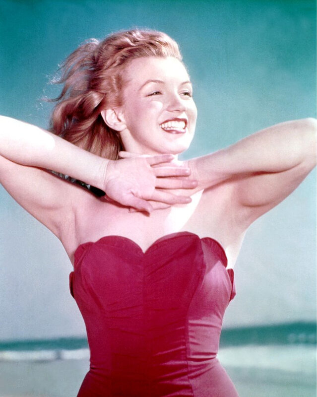 1947-beach-bathsuit_red-030-1-by_willinger-1