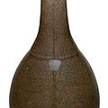 A 'peachbloom'-glazed bottle vase, late qing dynasty