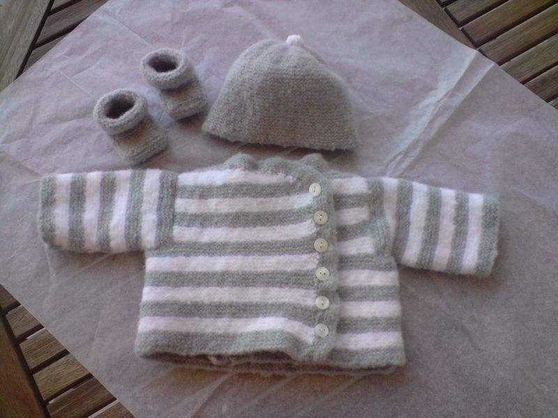 modele brassiere laine bebe