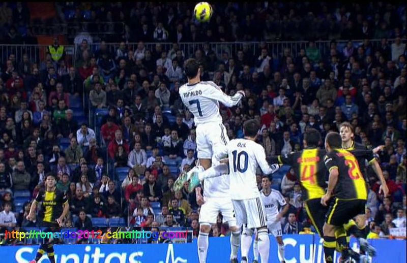 Cristiano Ronaldo Real Madrid Zaragoza Double Jump - Cristiano Ronaldo