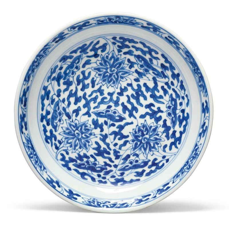 A blue and white 'Lotus' dish, Kangxi mark and period (1662-1722)