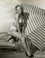 1947-01-FOX_studios-sitting01-bikini_pattern-MM-012-1