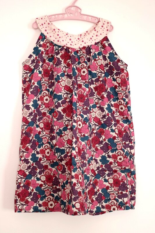 La robe à encolure ronde
