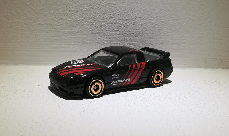 Nissan 180 SX Type X de 1996 (Hotwheels) (3)