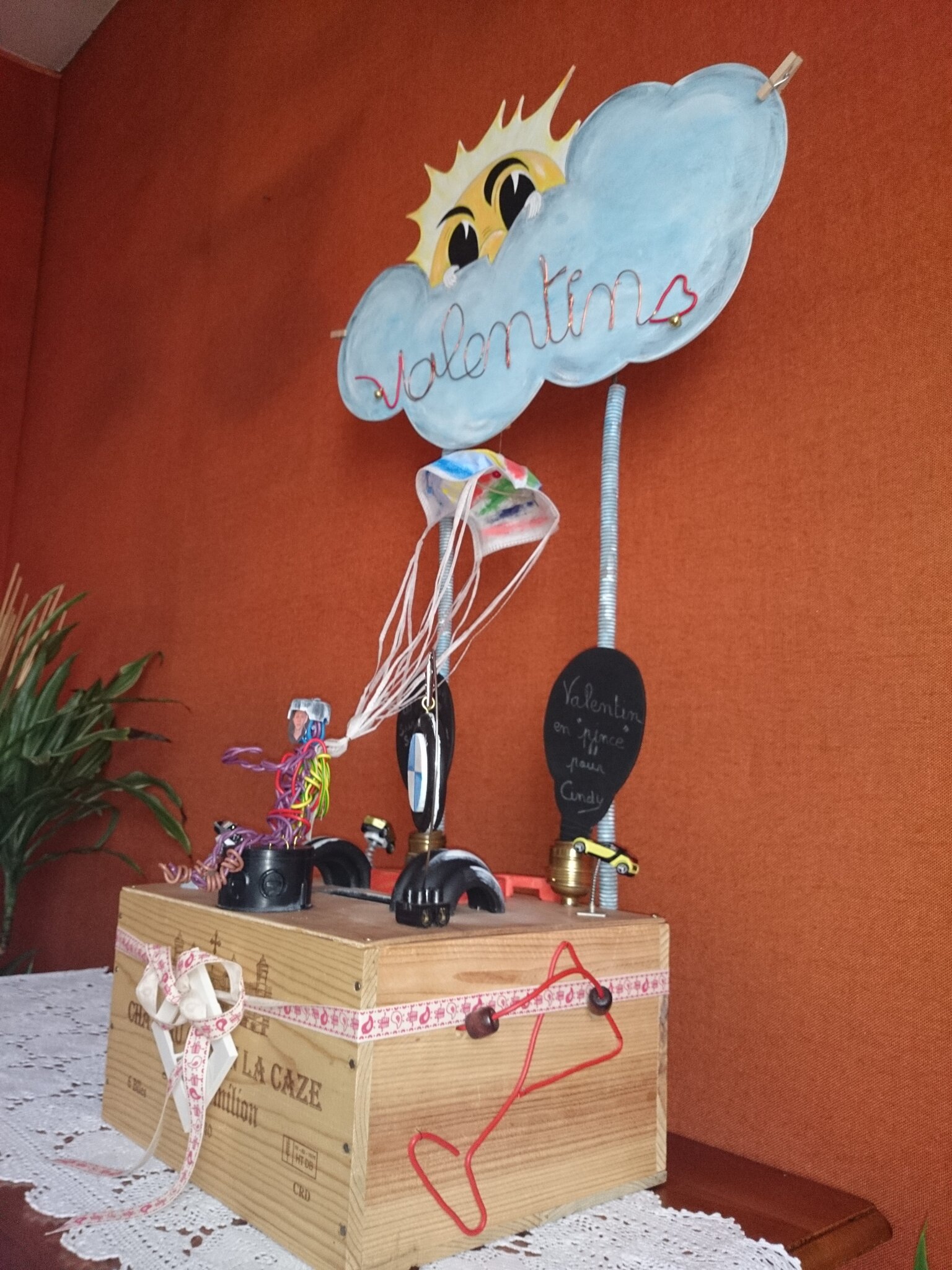 Une Oups Urne D Anniversaire Jouez Au Bois