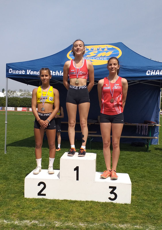 louane 1 200 m