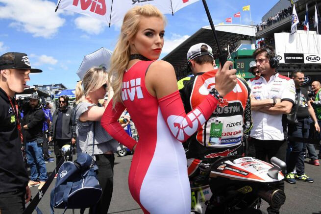 girls-motogp-la-mans-2017-04