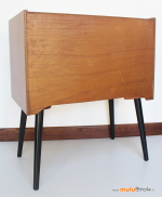 MEUBLE-PORTE-VINYLES-8-muluBrok-Vintage