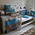 décoration chambre bébé dinosaure nuage pétrole canard camel marron beige 56
