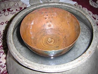 330px-Ancient_water_clock_used_in_qanat_of_gonabad_2500_years_ago