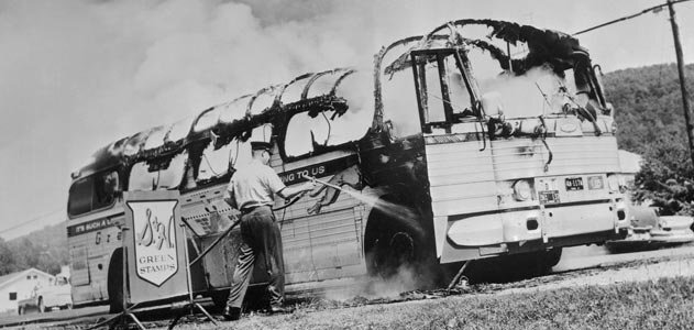 After a mob attacked a bus with protesters in Alabama in 1961, hundreds more joined the cause. (Bettmann/Corbis)