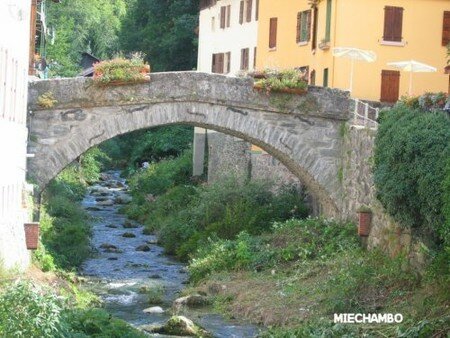 Beaufort_vieux_pont1
