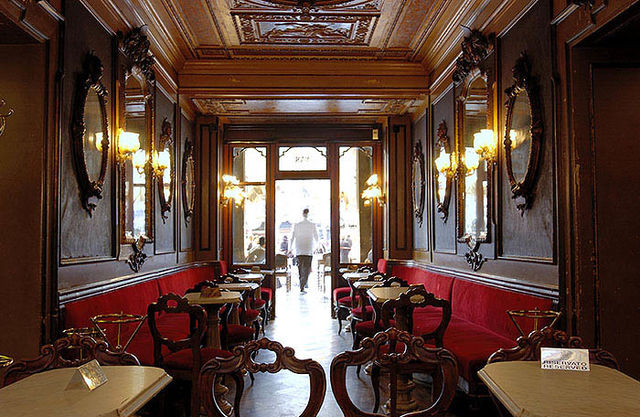 Cafe-Florian-Venise-Salle-des-hommes-célèbres