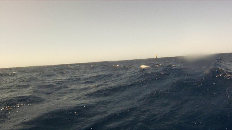 APPROCHE__CRIS_SOLO__BALISE_DES_MOINES__CORSE___WINDSURF__RAID_