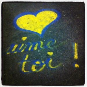 __Aime_toi_____Street_Art