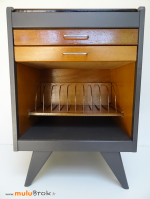 MEUBLE-Disques-vinyles-4-Pieds-compas-2-muluBrok-Vintage
