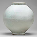 A large white porcelain jar, joseon dynasty, 18th century