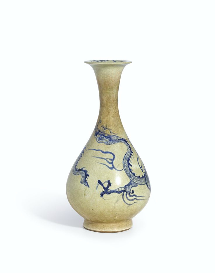 A blue and white ‘Dragon’ vase, yuhuchunping, Yuan dynasty