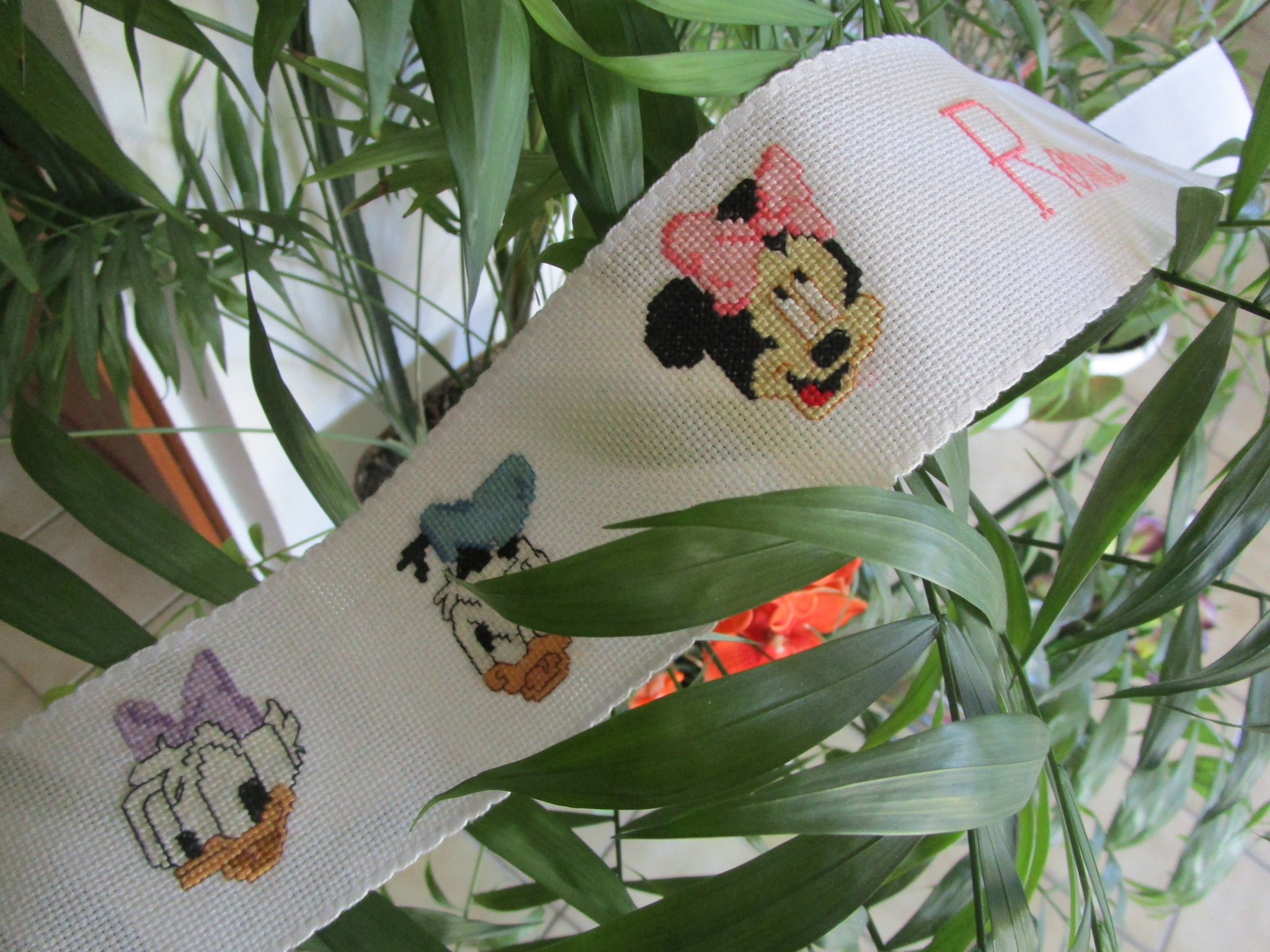 Broderies Bebes Disney Sur Bande Aida Creazentitine