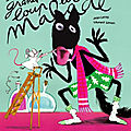 On lit : le grand méchant loup est malade - chez toi, chez moi - plein plein plein d'animaux - loup noir