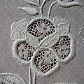 Rose_en_broderie_de_Touraine_1