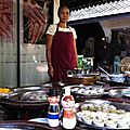 Breizh Kokeshi en cuisine à Bangkok