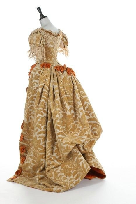 Dress Cristobal Balenciaga, 1955 Kerry Taylor Auctions